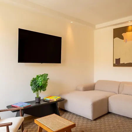 1bdr 4p - Center - Old Port * Saint-Tropez