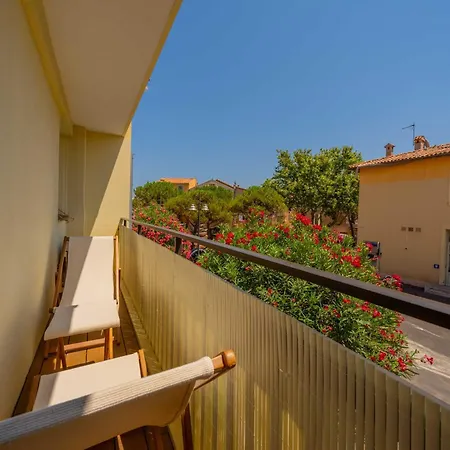 1bdr 4p - Center - Old Port Saint-Tropez
